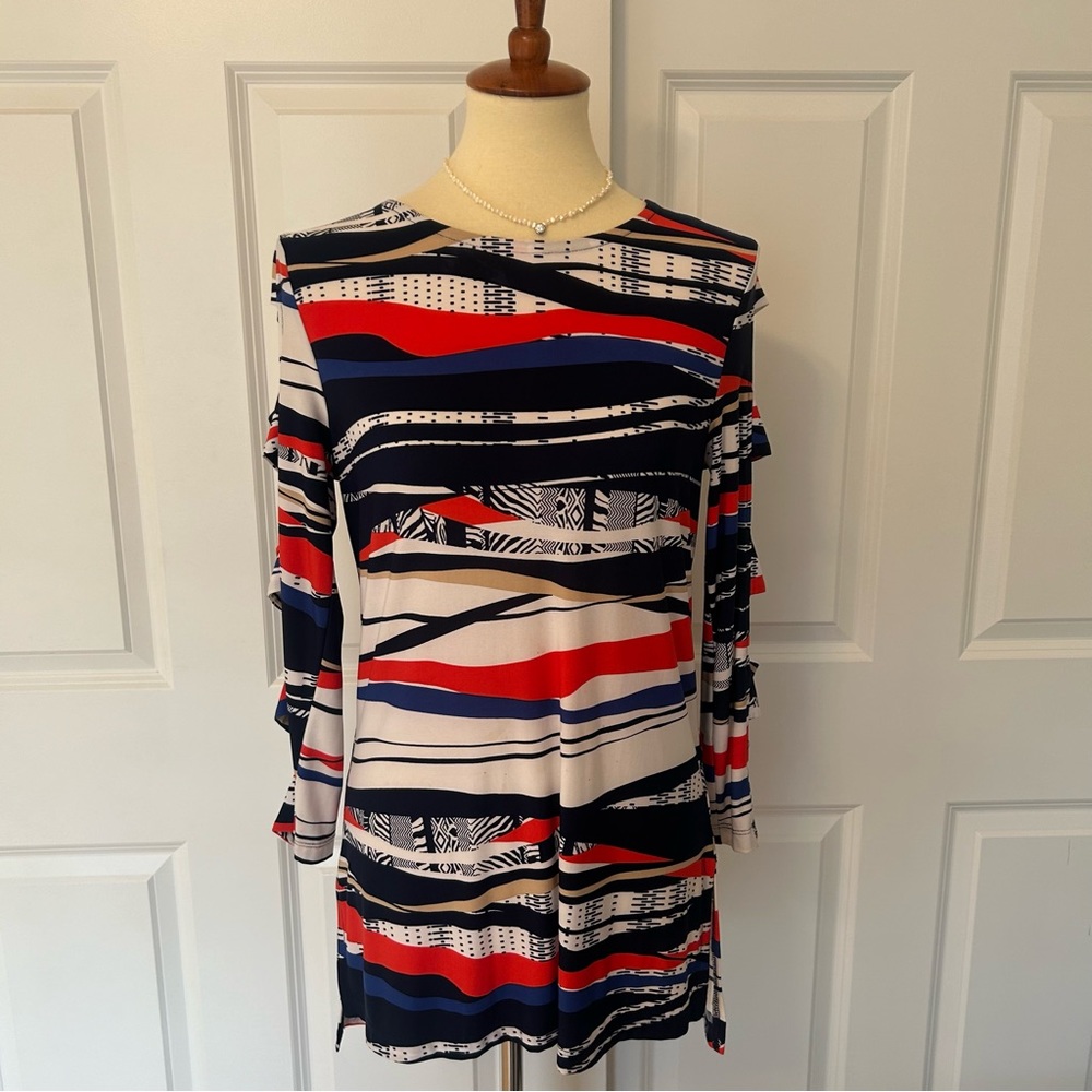 Peck & Peck Cut Out Shoulder Top